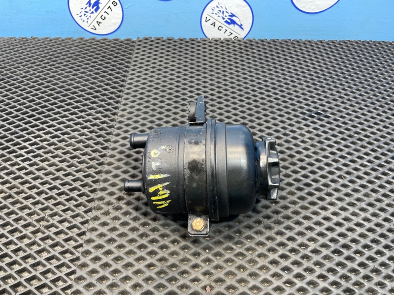 Бачок гидроусилителя, 1000 рублей, Санкт-Петербург