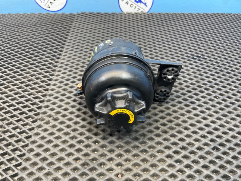 Бачок гидроусилителя, 1000 рублей, Санкт-Петербург