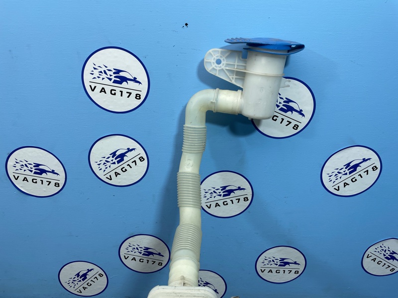 Бачок омывателя лобового стекла, 1750 рублей, Санкт-Петербург