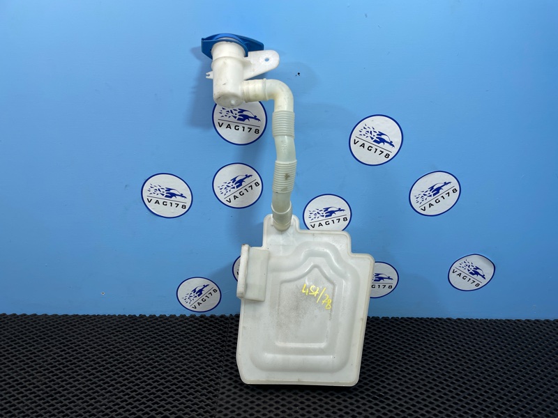 Бачок омывателя лобового стекла, 1750 рублей, Санкт-Петербург