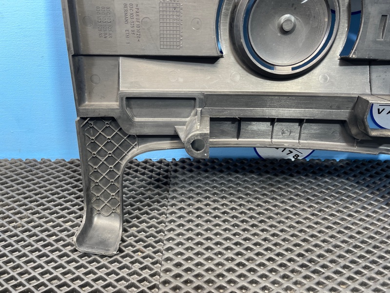 Декоративная накладка двигателя, 1500 рублей, Санкт-Петербург