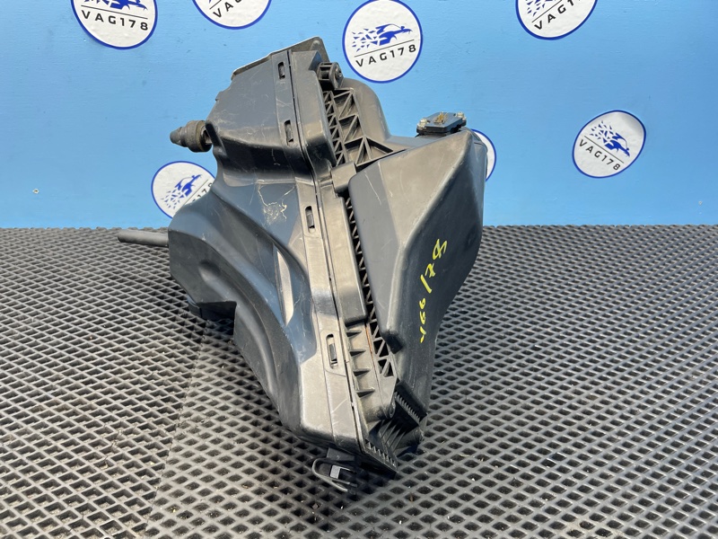 Корпус воздушного фильтра, 2000 рублей, Санкт-Петербург