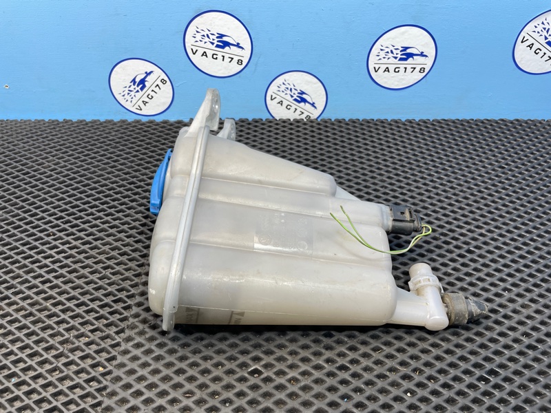 Бачок расширительный, 2000 рублей, Санкт-Петербург