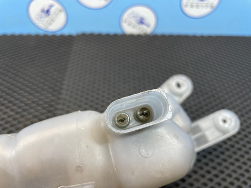 Бачок расширительный, 2000 рублей, Санкт-Петербург