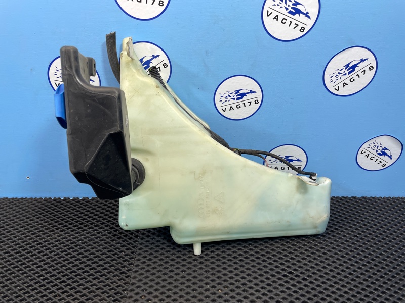 Бачок омывателя лобового стекла, 2000 рублей, Санкт-Петербург