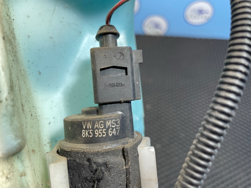 Бачок омывателя лобового стекла, 2000 рублей, Санкт-Петербург