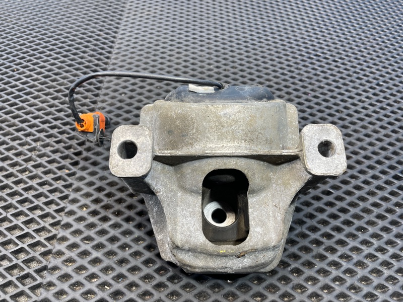 Опора двигателя, 3000 рублей, Санкт-Петербург