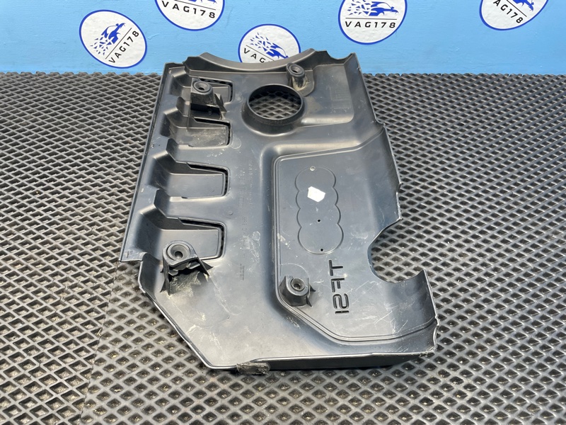 Декоративная накладка двигателя, 1000 рублей, Санкт-Петербург