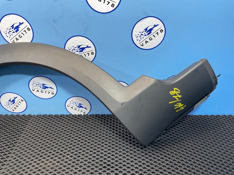 Накладка крыла, 1500 рублей, Санкт-Петербург