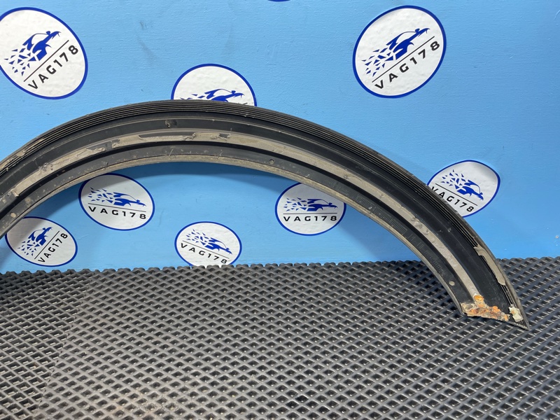 Накладка крыла, 1500 рублей, Санкт-Петербург