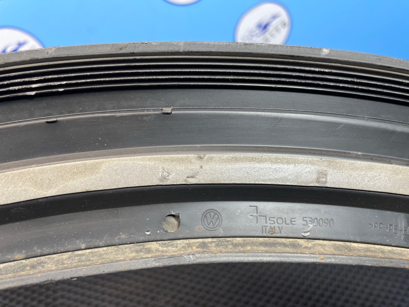 Накладка крыла, 1500 рублей, Санкт-Петербург