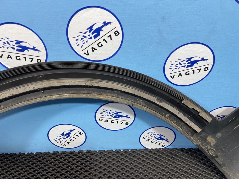 Накладка крыла, 1500 рублей, Санкт-Петербург