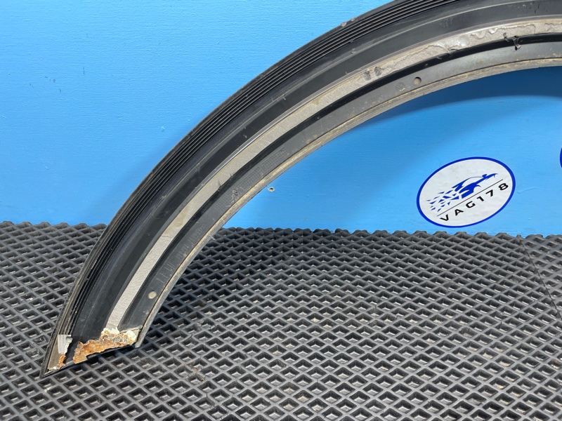 Накладка крыла, 1500 рублей, Санкт-Петербург