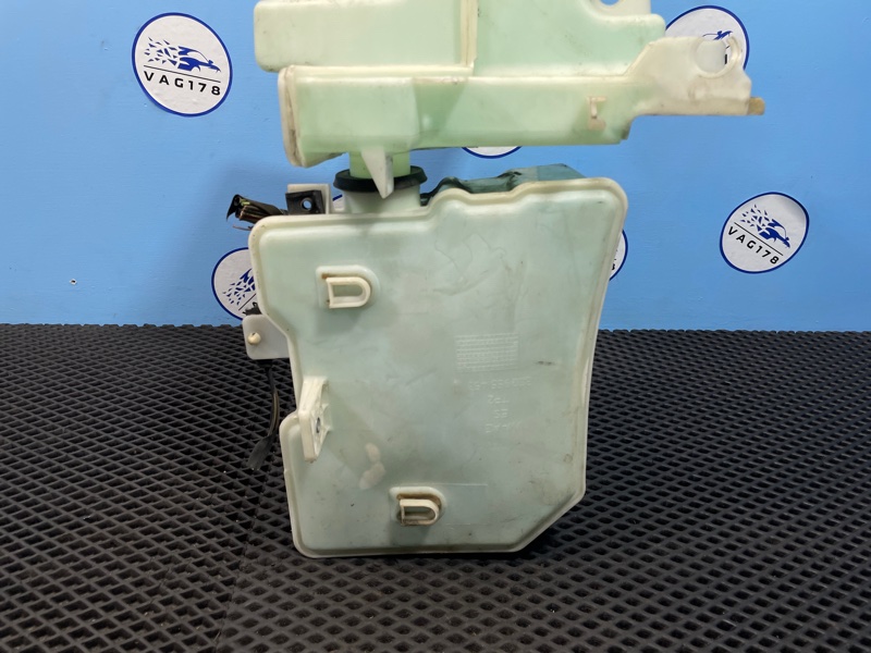 Бачок омывателя лобового стекла, 2500 рублей, Санкт-Петербург