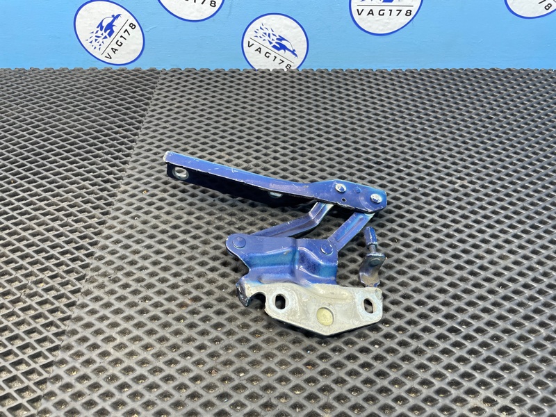 Петля капота, 1000 рублей, Санкт-Петербург