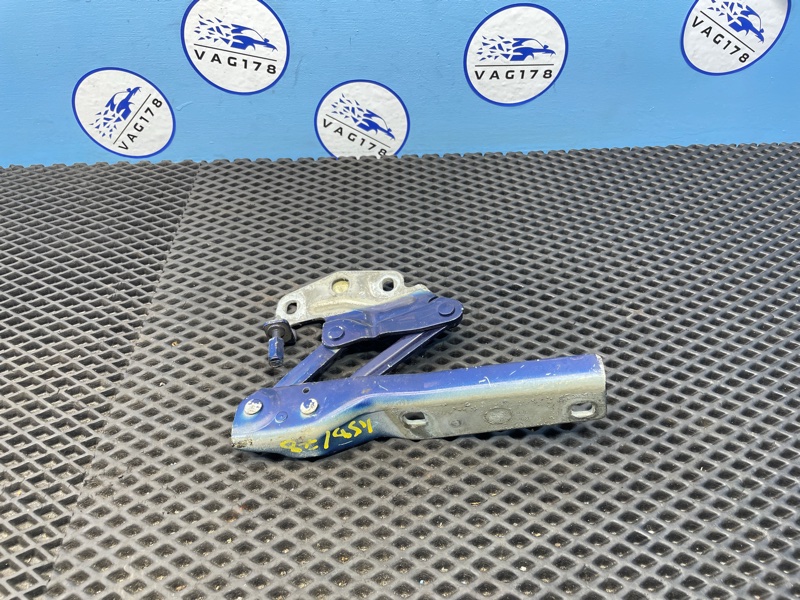 Петля капота, 1000 рублей, Санкт-Петербург