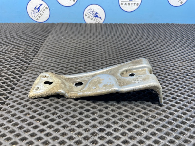 Кронштейн крепления крыла, 1000 рублей, Санкт-Петербург