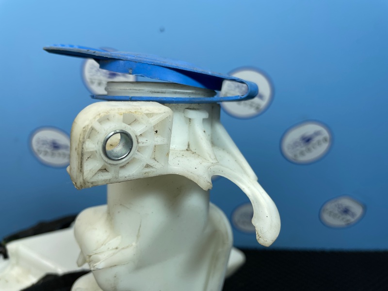 Бачок омывателя лобового стекла, 2500 рублей, Санкт-Петербург