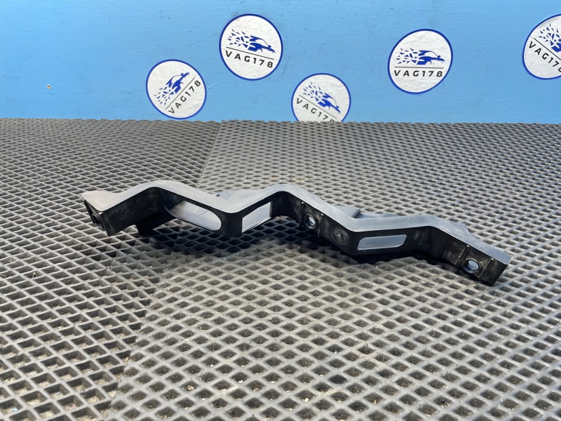 Направляющая бампера, 1000 рублей, Санкт-Петербург