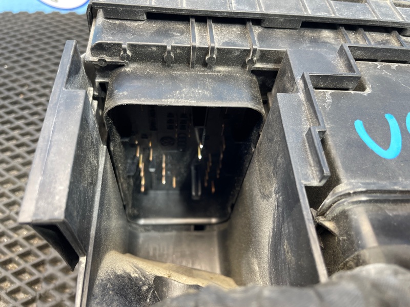 Блок предохранителей, 1000 рублей, Санкт-Петербург