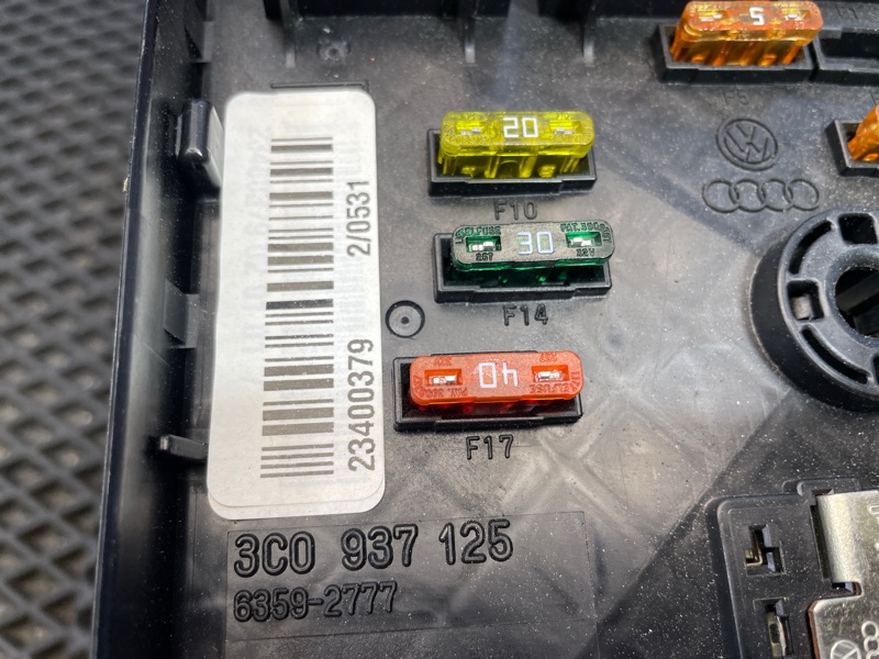 Блок предохранителей, 1000 рублей, Санкт-Петербург