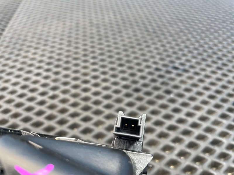 Кнопка открывания багажника, 1000 рублей, Санкт-Петербург