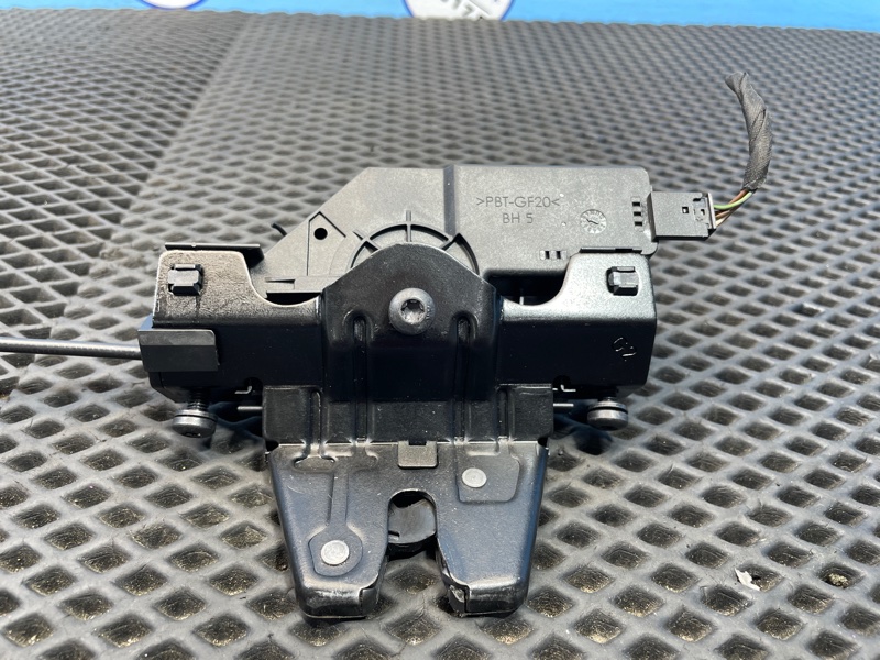 Замок багажника, 2000 рублей, Санкт-Петербург