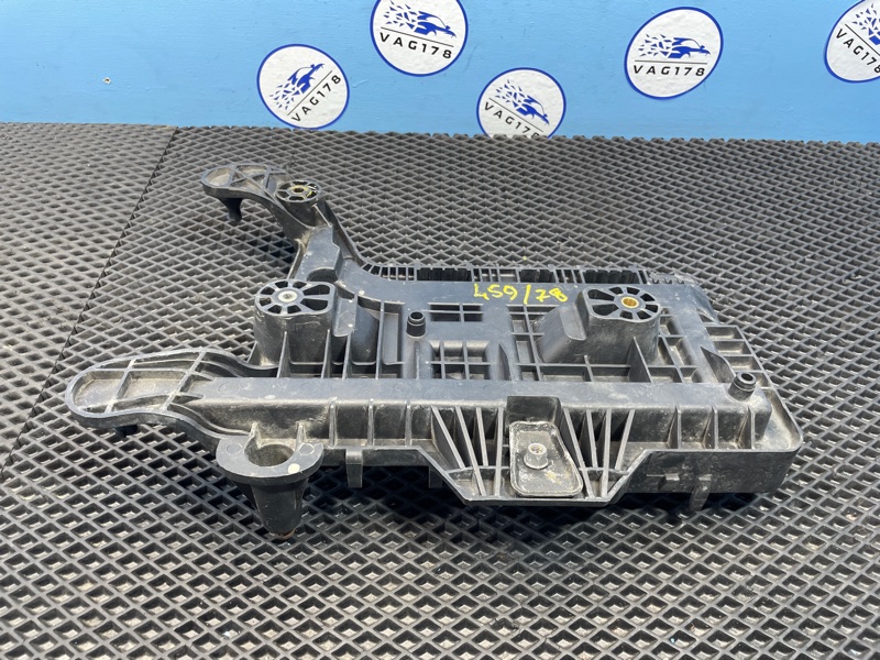 Крепление АКБ, 1000 рублей, Санкт-Петербург