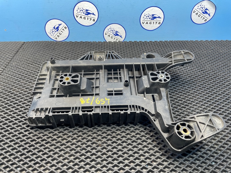 Крепление АКБ, 1000 рублей, Санкт-Петербург