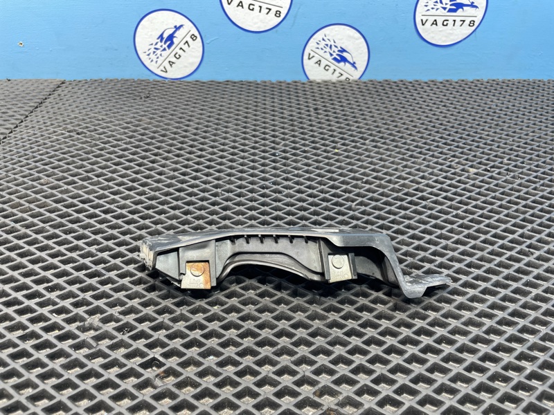 Направляющая бампера, 1000 рублей, Санкт-Петербург