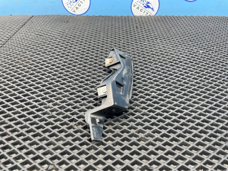 Направляющая бампера, 1000 рублей, Санкт-Петербург