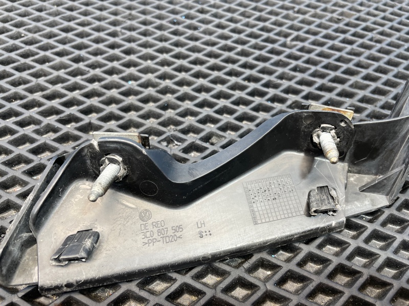 Направляющая бампера, 1000 рублей, Санкт-Петербург