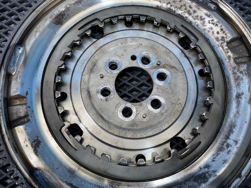 Маховик, 5000 рублей, Санкт-Петербург