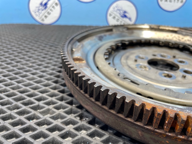 Маховик, 5000 рублей, Санкт-Петербург