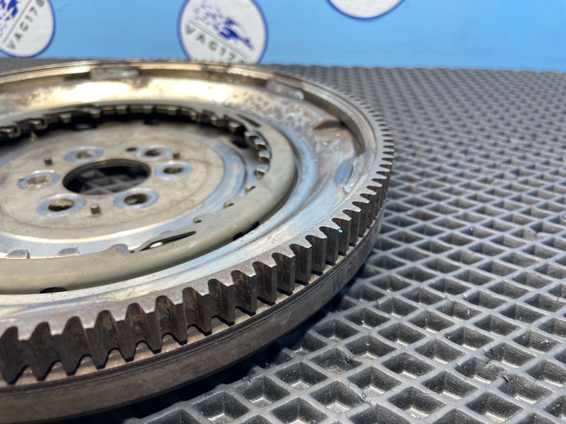 Маховик, 5000 рублей, Санкт-Петербург