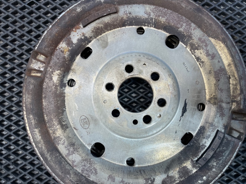 Маховик, 5000 рублей, Санкт-Петербург