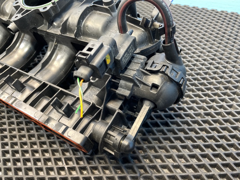 Коллектор впускной, 9000 рублей, Санкт-Петербург