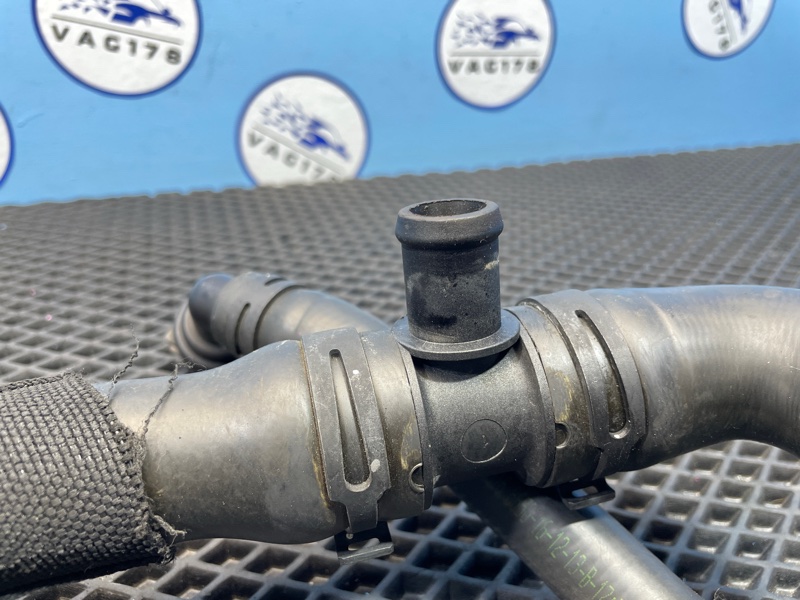 Патрубок охлаждающей жидкости, 2000 рублей, Санкт-Петербург