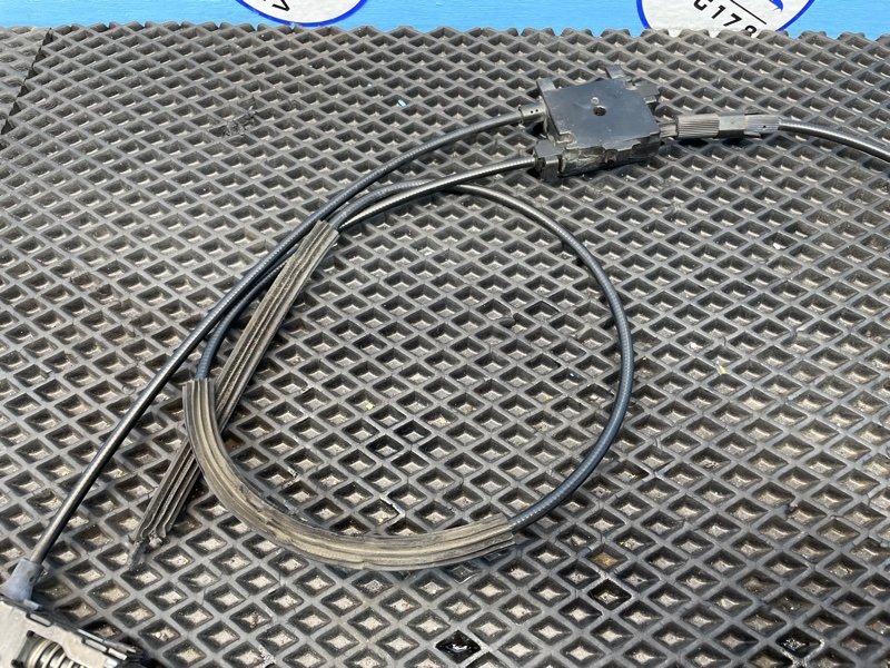 Замок капота, 3000 рублей, Санкт-Петербург