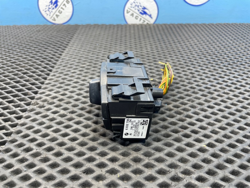 Переключатель света фар, 1000 рублей, Санкт-Петербург