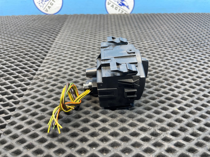 Переключатель света фар, 1000 рублей, Санкт-Петербург