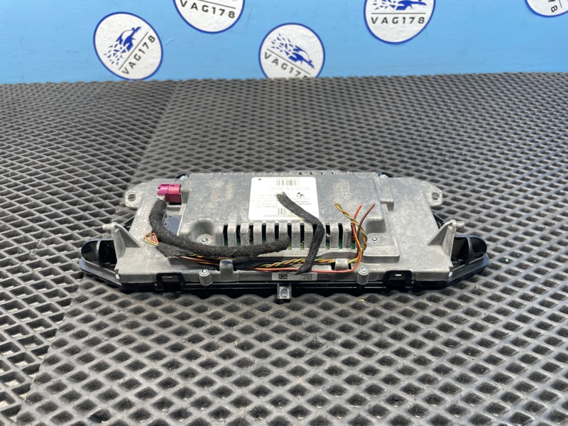 Дисплей информационный, 4000 рублей, Санкт-Петербург