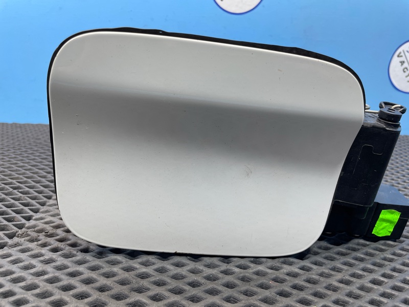 Лючок бензобака, 1500 рублей, Санкт-Петербург