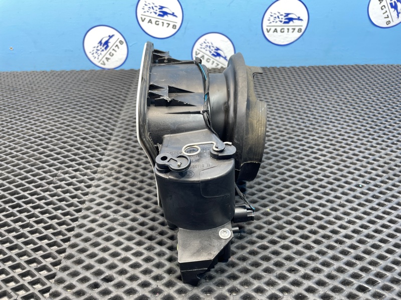 Лючок бензобака, 1500 рублей, Санкт-Петербург