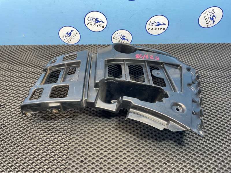 Направляющая бампера, 1500 рублей, Санкт-Петербург