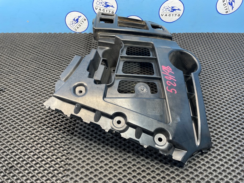 Направляющая бампера, 1500 рублей, Санкт-Петербург