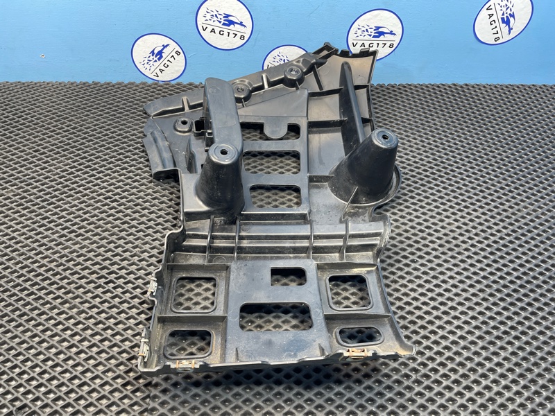 Направляющая бампера, 1500 рублей, Санкт-Петербург