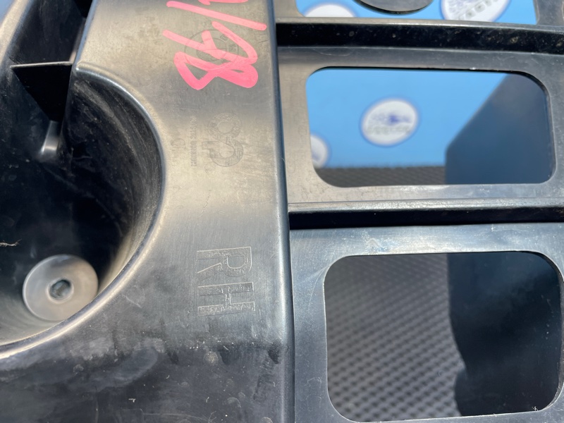 Направляющая бампера, 1500 рублей, Санкт-Петербург