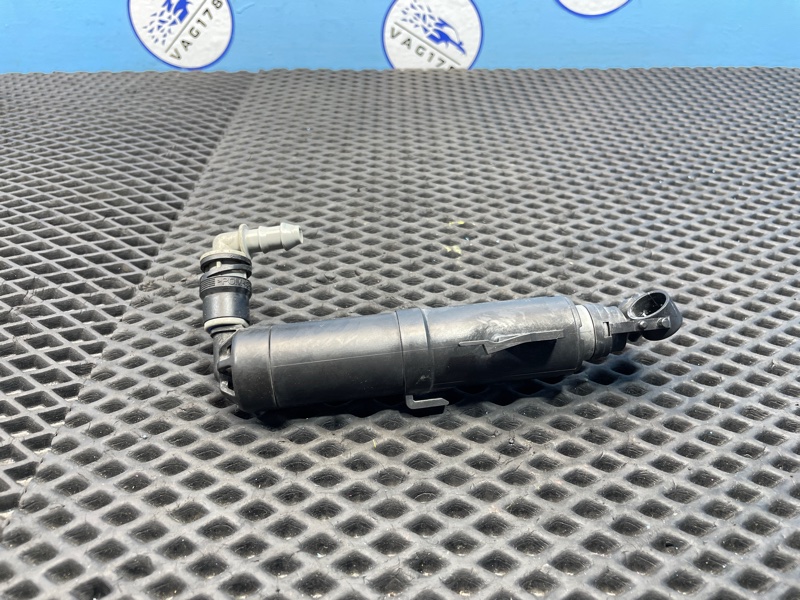 Форсунка омывателя фары, 500 рублей, Санкт-Петербург