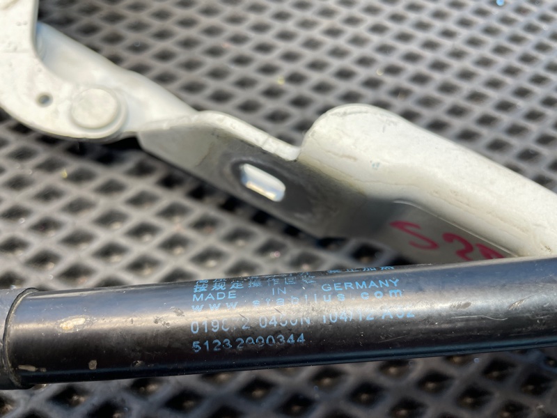 Петля капота, 1500 рублей, Санкт-Петербург